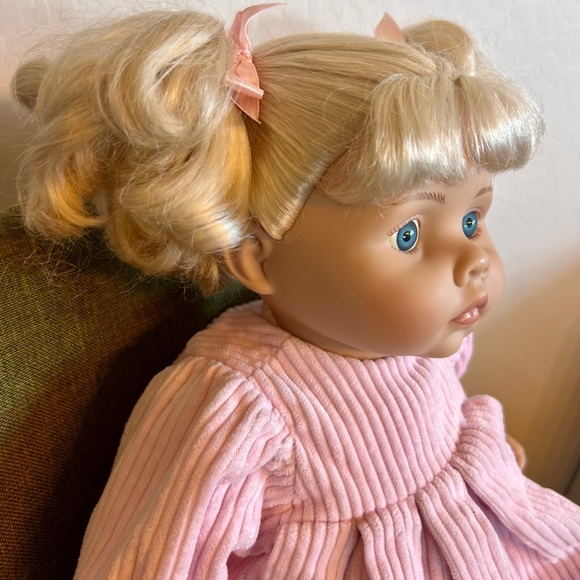 Madame Alexander baby doll, Sweet Sara 2005-2006 - Picture 1 of 6